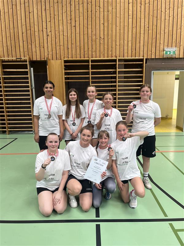 2ab_floorball1