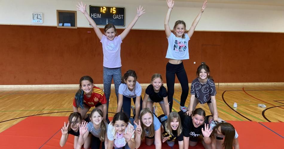 1ab_cheerleading