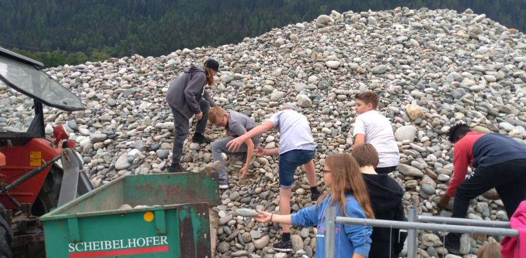 Steinabholung Kreisverkehr Steinabholung Kreisverkehr